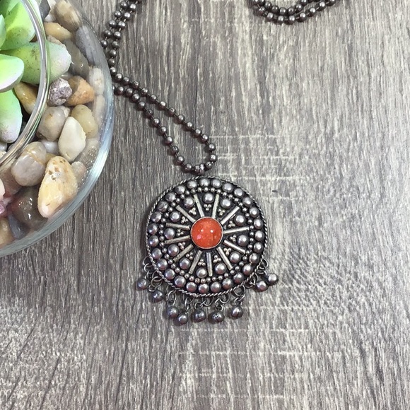 Boho Round Medallion Pendant Silver Necklace - Picture 2 of 4